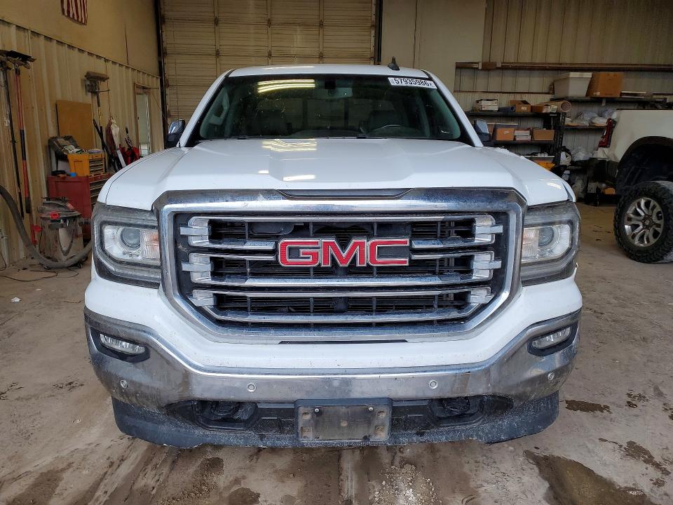 57935986 :رقم المزاد ، 3GTU2NEC5JG227497 vin ، 2018 Gmc Sierra مزاد بيع