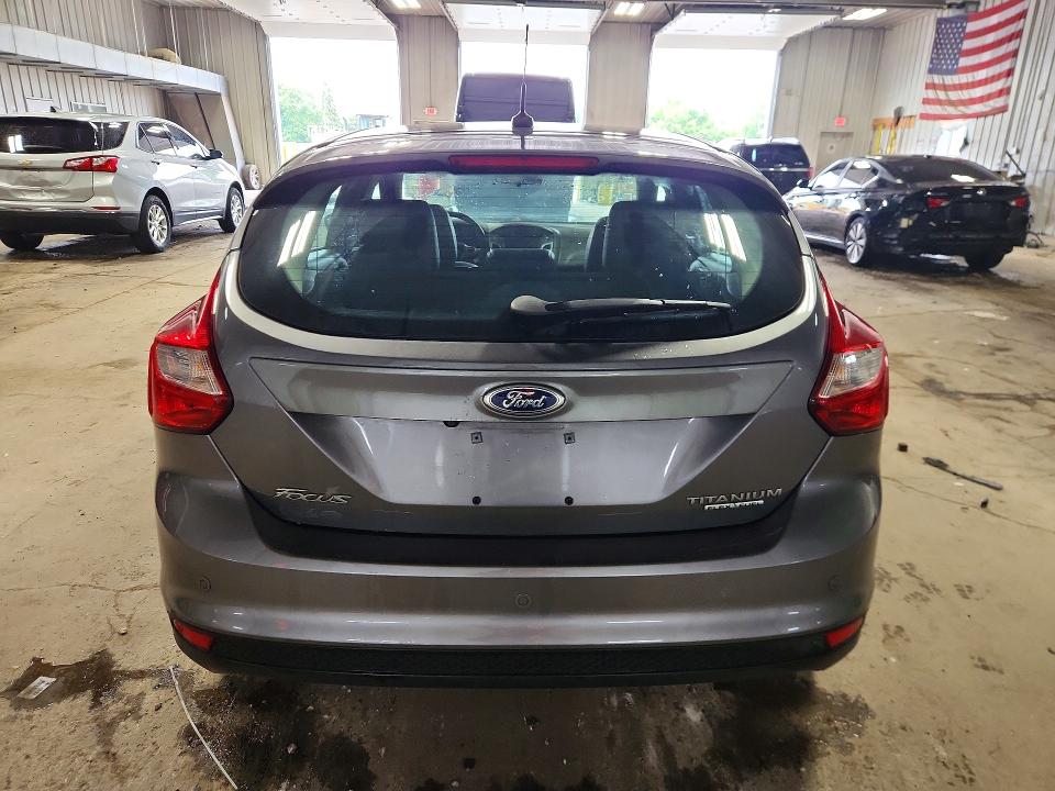 2013 Ford Focus მანქანა იყიდება აუქციონზე, vin: 1FADP3N20DL300334, აუქციონის ნომერი: 58839366