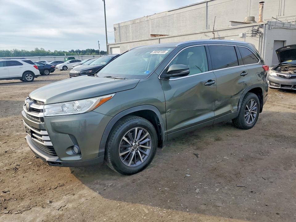 58046106 :رقم المزاد ، 5TDJZRFH6HS474930 vin ، 2017 Toyota Highlander مزاد بيع