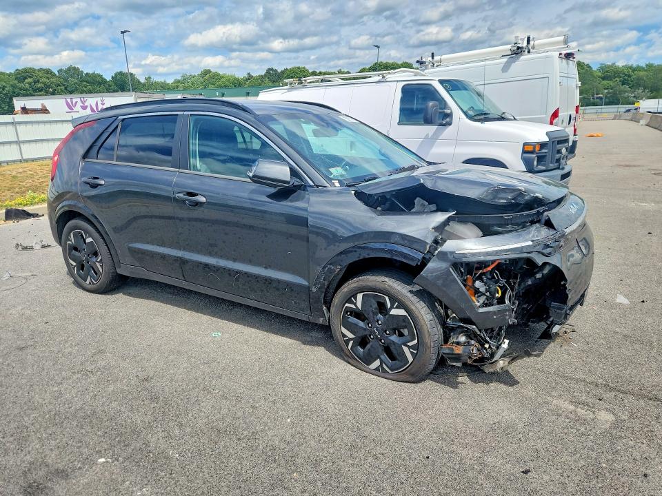 2023 Kia Niro მანქანა იყიდება აუქციონზე, vin: KNDCR3L14P5051586, აუქციონის ნომერი: 57353986