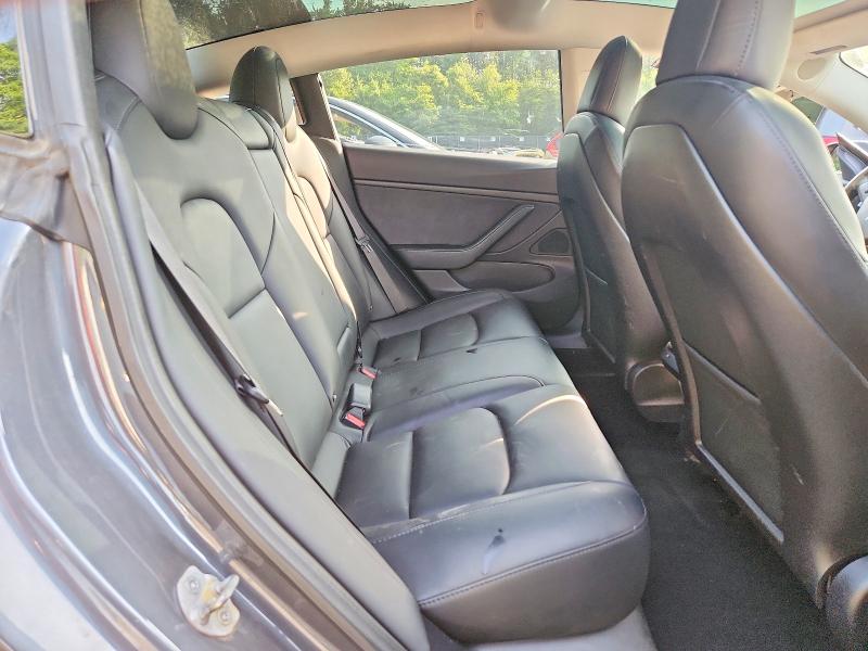 56687966 :رقم المزاد ، 5YJ3E1EA9JF153582 vin ، 2018 Tesla Model 3 مزاد بيع
