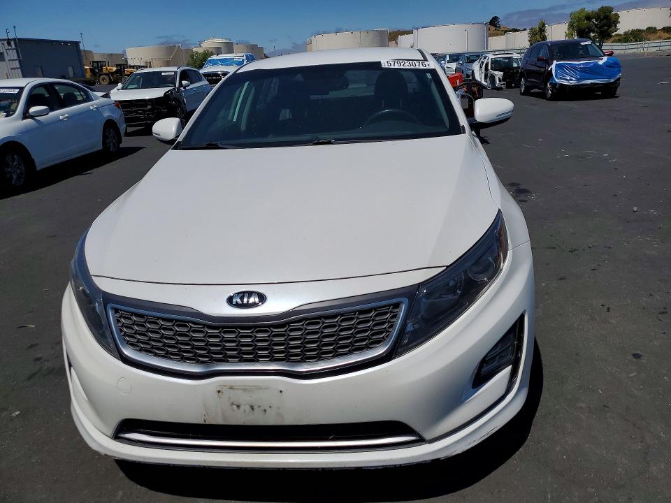 57923076 :رقم المزاد ، KNAGN4ADXF5083082 vin ، 2015 Kia Optima مزاد بيع