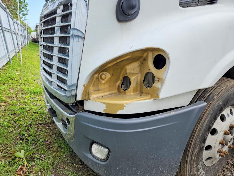 Продаж на аукціоні авто 2018 Freightliner Cascadia 113, vin: 3AKJGHDV8JDJS2448, номер лоту: 54064886