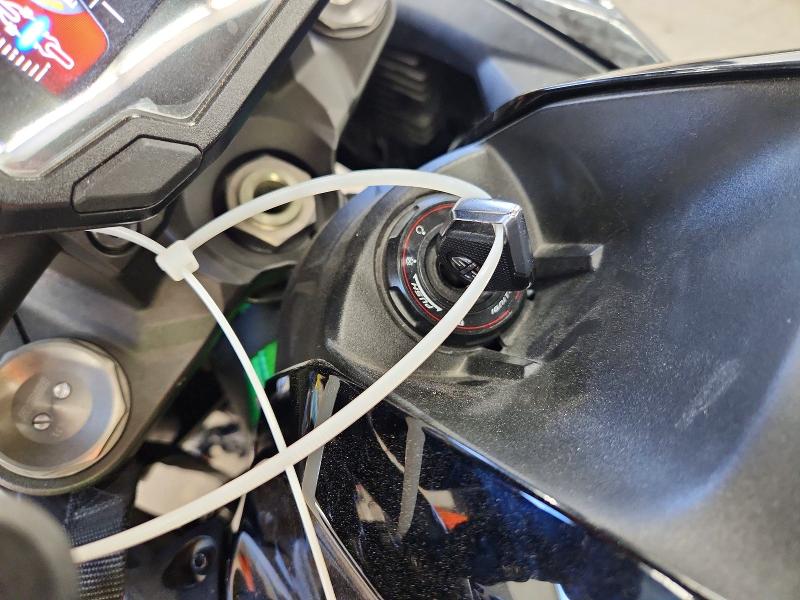 56646296 :رقم المزاد ، JKAZRCK1XLA002612 vin ، 2020 Kawasaki Zr1000 مزاد بيع