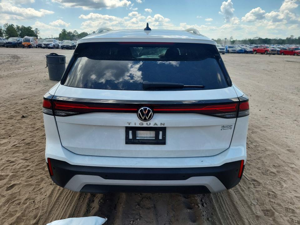 Продаж на аукціоні авто 2025 Volkswagen Tiguan, vin: 3VVCR7RMXSM012045, номер лоту: 57112536