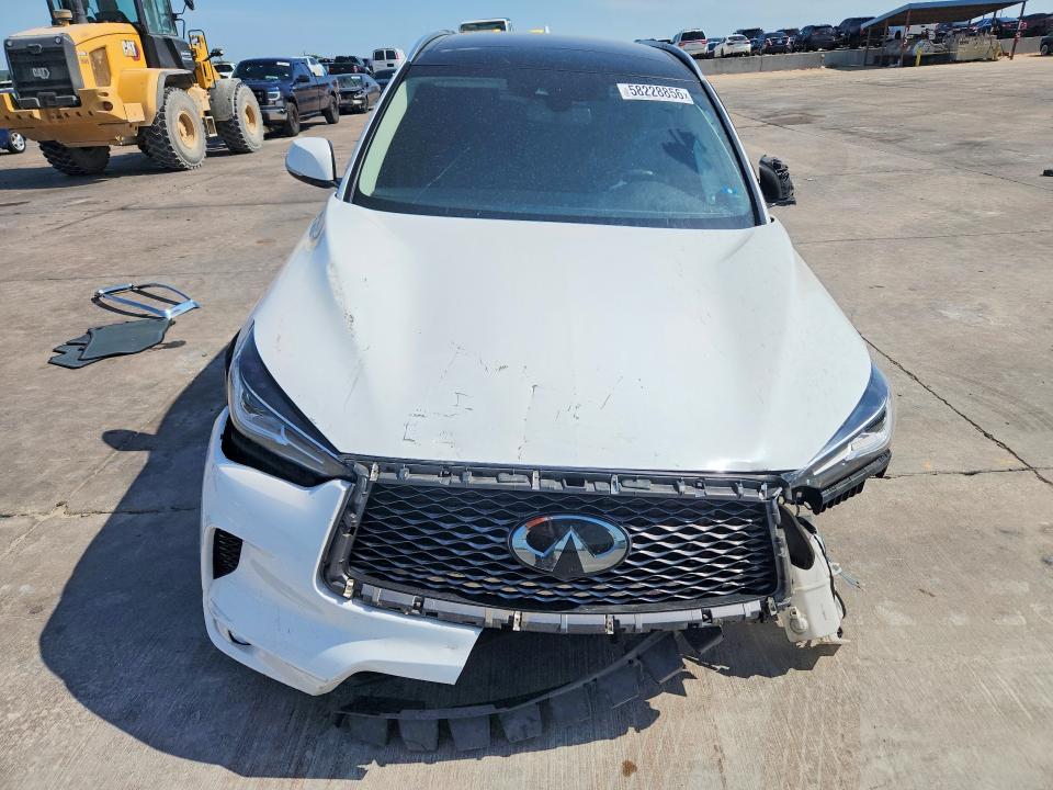 58228856 :رقم المزاد ، 3PCAJ5BA1NF111685 vin ، 2022 Infiniti Qx50 مزاد بيع