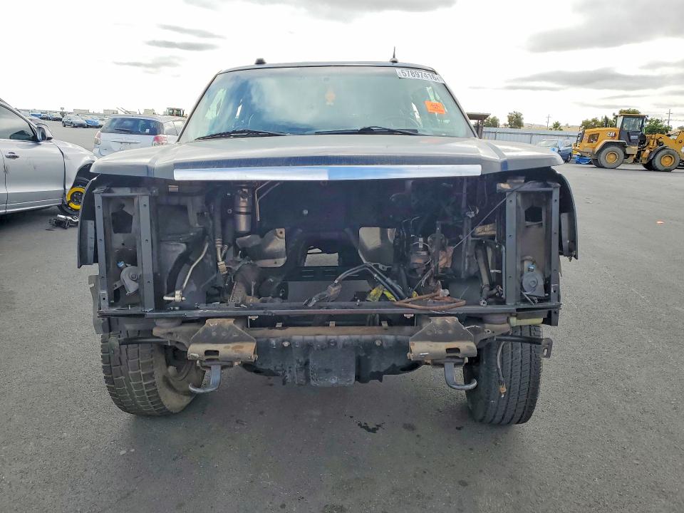 Продажа на аукционе авто 2005 Cadillac Escalade, vin: 1GYEK63N95R165665, номер лота: 57897416