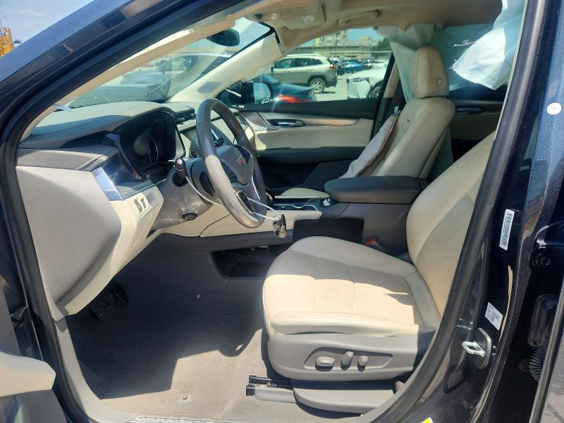 56093876 :رقم المزاد ، 1GYKNCR45LZ197260 vin ، 2020 Cadillac Xt5 مزاد بيع