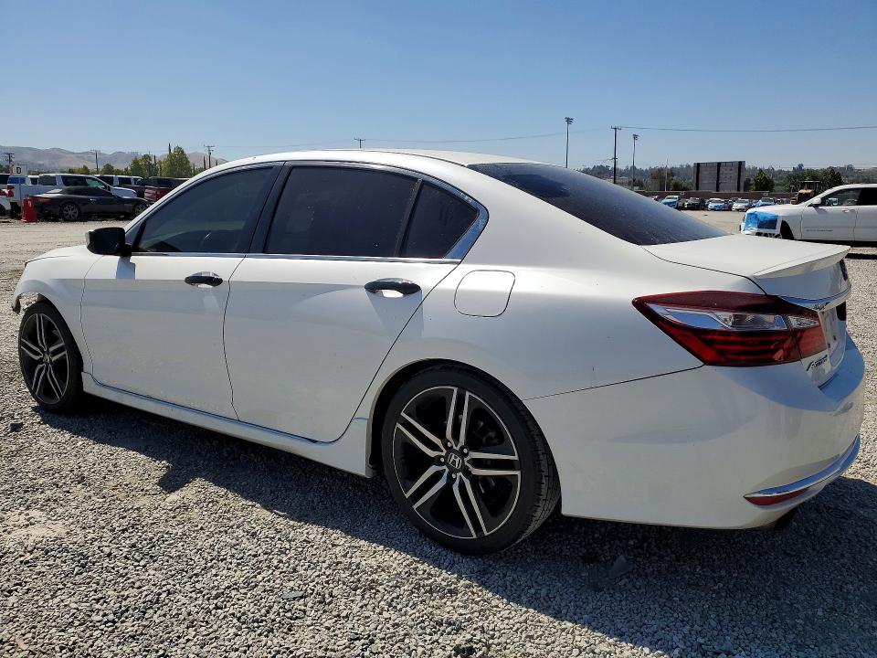 55451036 :رقم المزاد ، 1HGCR2F58HA244097 vin ، 2017 Honda Accord مزاد بيع