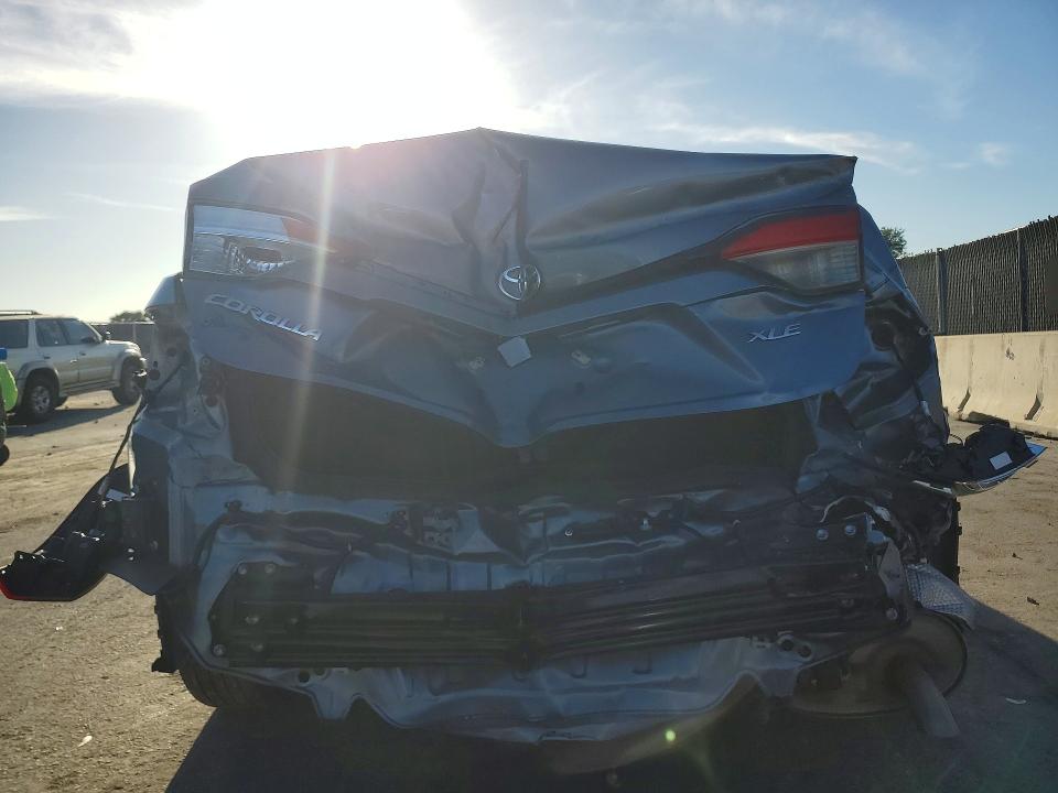 56511206 :رقم المزاد ، JTDFPMAE7N3027242 vin ، 2022 Toyota Corolla مزاد بيع
