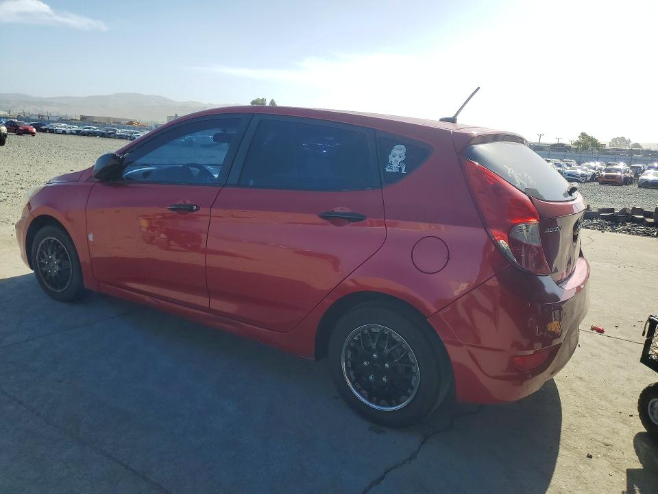 55813616 :رقم المزاد ، KMHCT5AE6FU213205 vin ، 2015 Hyundai Accent مزاد بيع