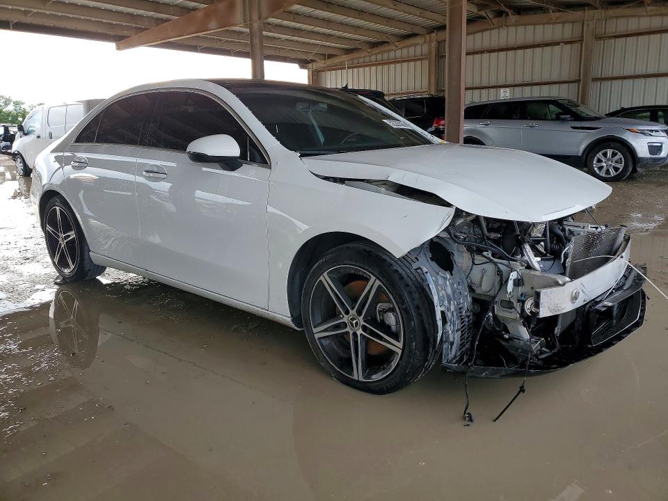 52205326 :رقم المزاد ، W1K3G4EB5MJ254996 vin ، 2021 Mercedes-benz A مزاد بيع