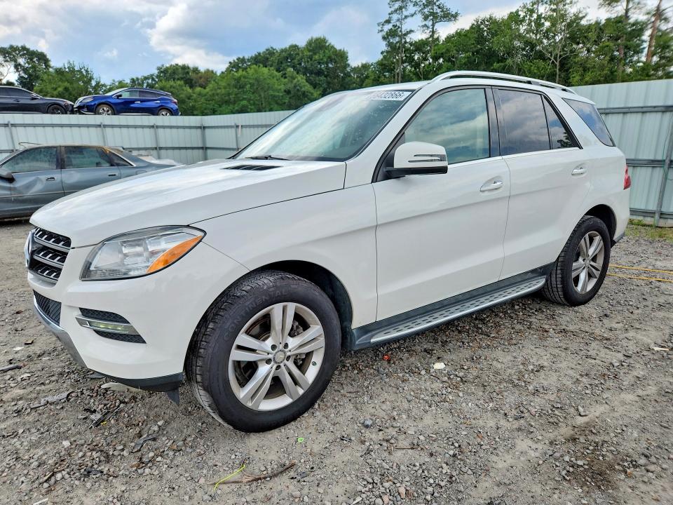 2015 Mercedes-benz Ml მანქანა იყიდება აუქციონზე, vin: 4JGDA0EB9FA558677, აუქციონის ნომერი: 56432866