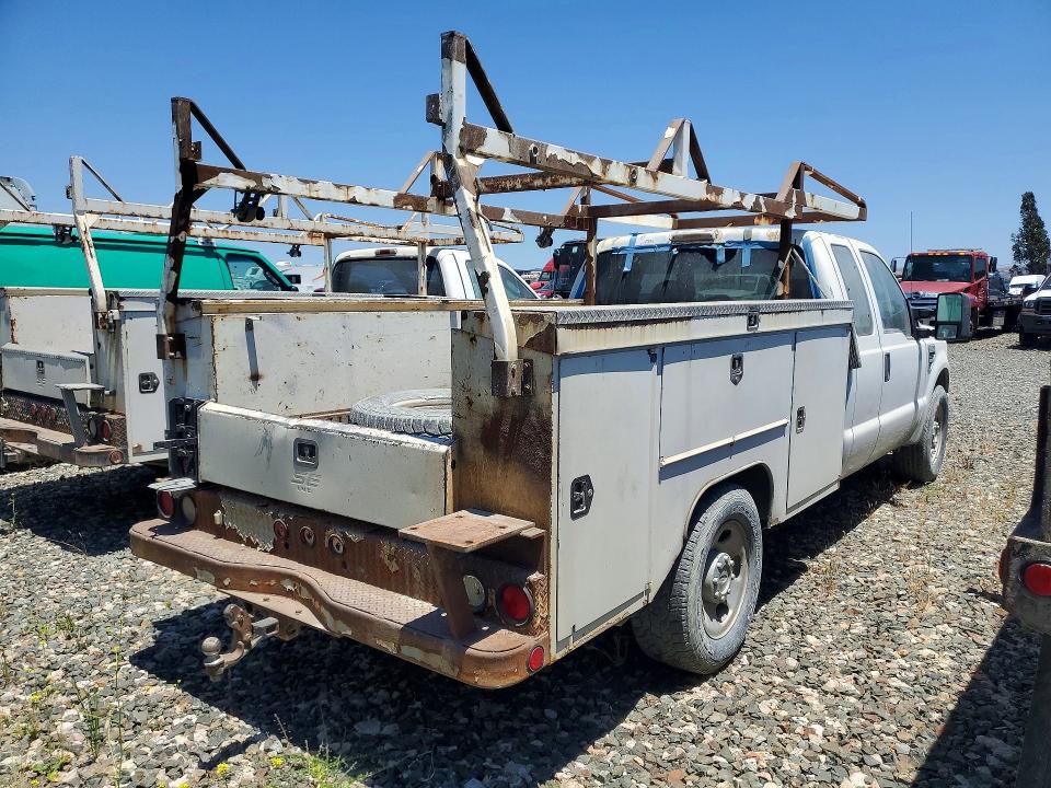 56546846 :رقم المزاد ، 1FDWX34569EA33139 vin ، 2009 Ford F350 مزاد بيع
