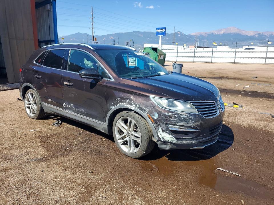 58891086 :رقم المزاد ، 5LMCJ2A90FUJ13203 vin ، 2015 Lincoln Mkc مزاد بيع