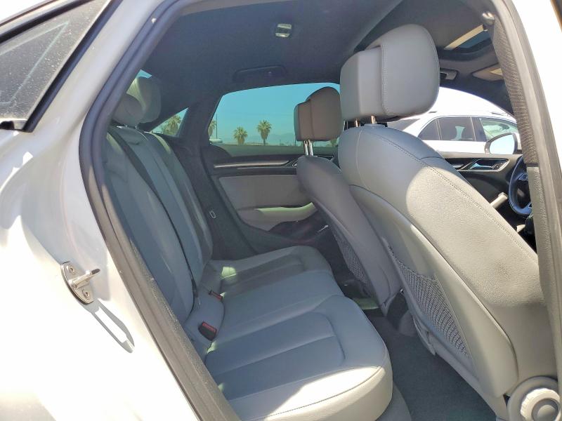 Продаж на аукціоні авто 2018 Audi A3, vin: WAUB8GFF1J1035225, номер лоту: 57009646