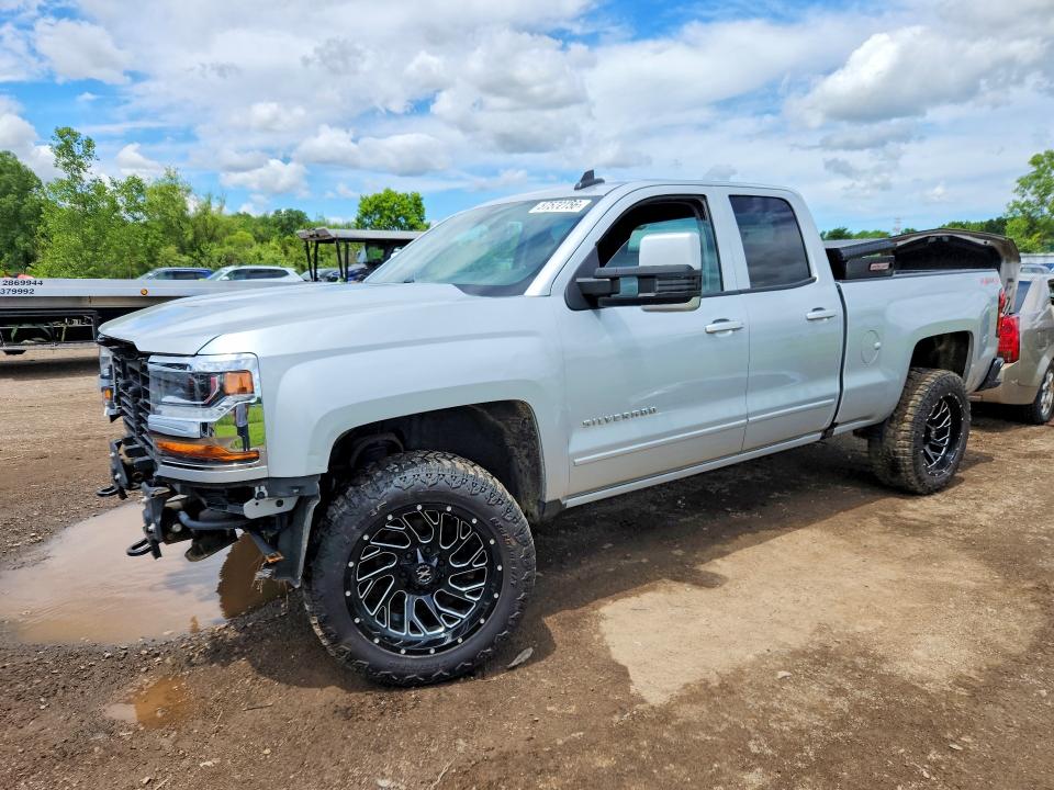 Auction sale of the 2017 Chevrolet Silverado, vin: 1GCVKREC2HZ154272, lot number: 57572756