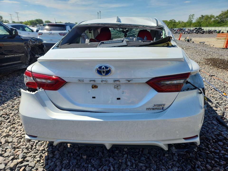 Продаж на аукціоні авто 2021 Toyota Camry, vin: 4T1K31AK4MU552827, номер лоту: 55374196