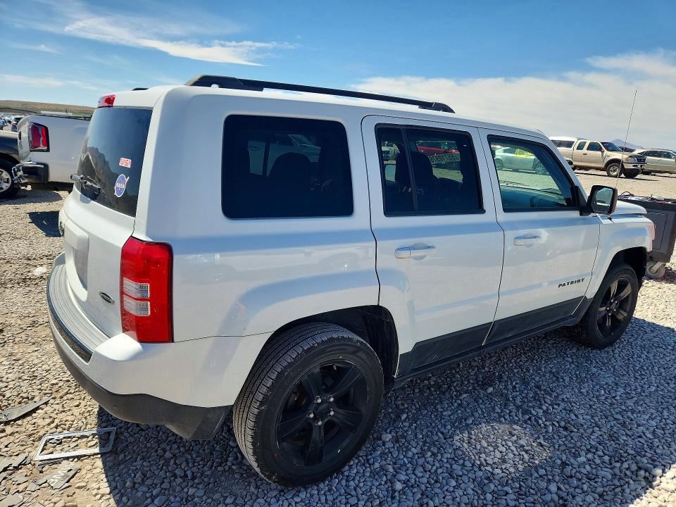 55710976 :رقم المزاد ، 1C4NJRBB9FD312700 vin ، 2015 Jeep Patriot مزاد بيع