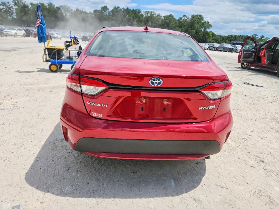 56070436 :رقم المزاد ، JTDEAMDE1MJ018524 vin ، 2021 Toyota Corolla مزاد بيع
