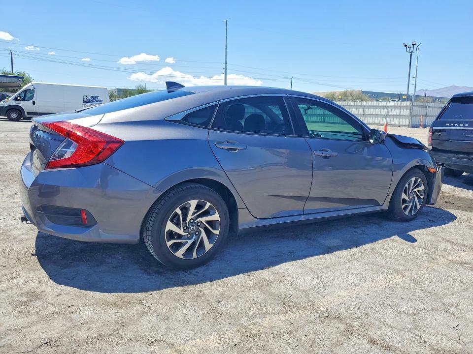 Aukcja sprzedaży 2018 Honda Civic, vin: 19XFC2F74JE031553, numer aukcji: 58430366