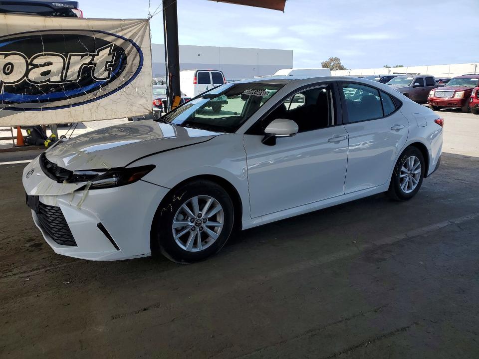 56514036 :رقم المزاد ، 4T1DAACK0SU132572 vin ، 2025 Toyota Camry مزاد بيع