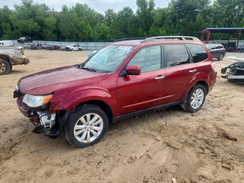 Auction sale of the 2011 Subaru Forester, vin: JF2SHBDC0BH713875, lot number: 57622136