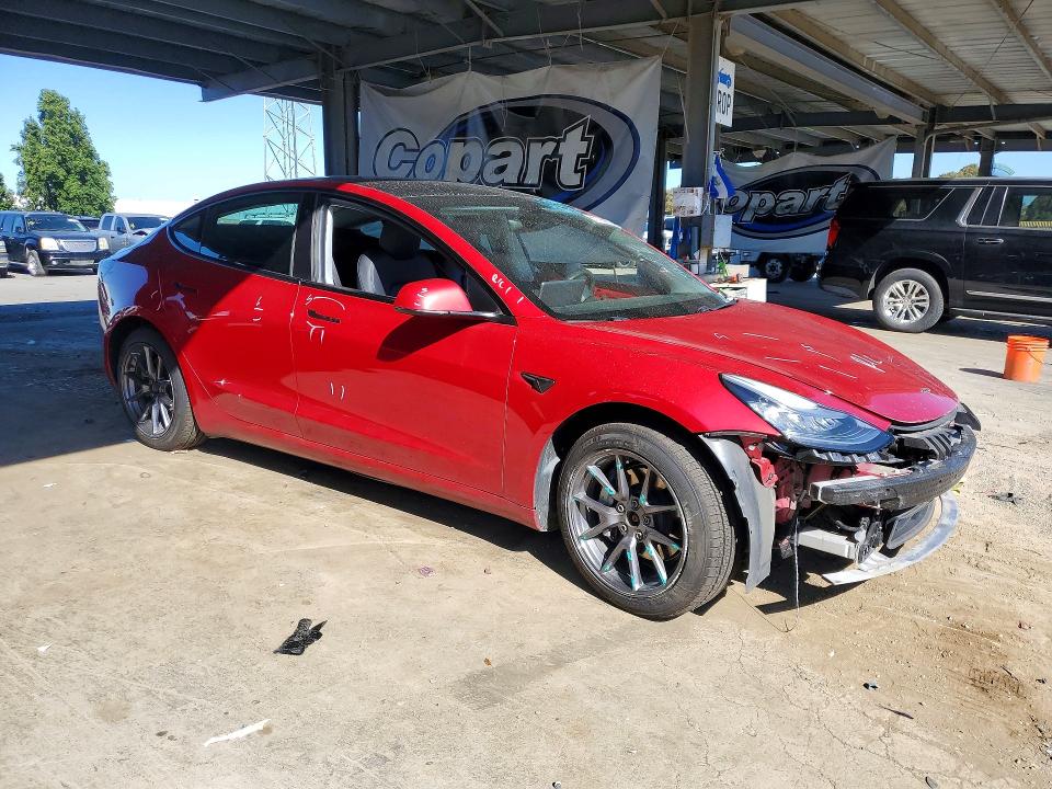 57196146 :رقم المزاد ، 5YJ3E1EB3MF853014 vin ، 2021 Tesla Model 3 مزاد بيع