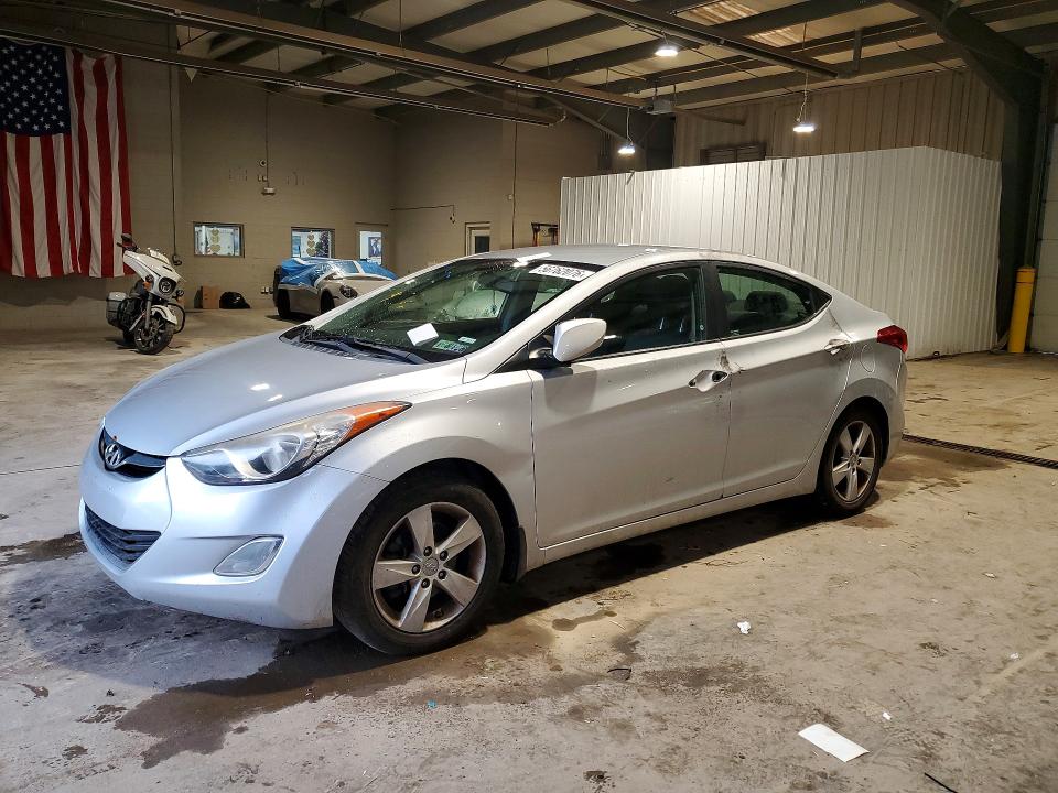 2013 Hyundai Elantra მანქანა იყიდება აუქციონზე, vin: KMHDH4AE1DU988346, აუქციონის ნომერი: 56762076