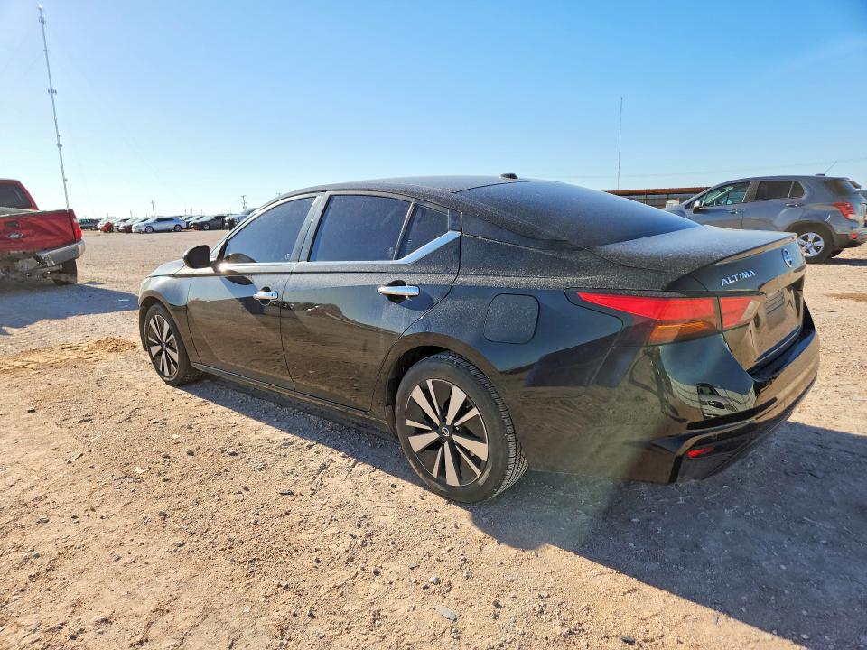 57318026 :رقم المزاد ، 1N4BL4DV0NN390112 vin ، 2022 Nissan Altima مزاد بيع