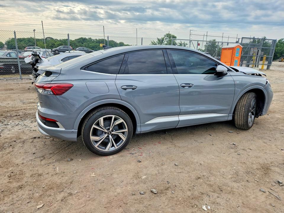 58723616 :رقم المزاد ، WA142BFZ8PP025379 vin ، 2023 Audi Q4 E-tron مزاد بيع