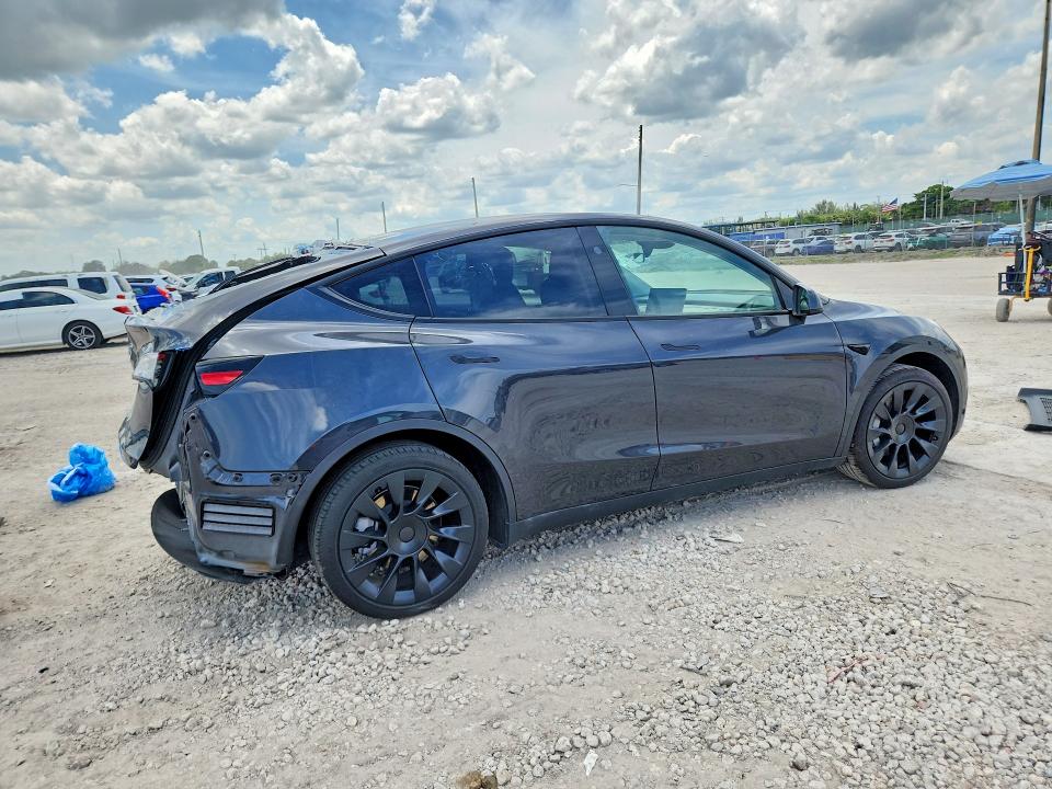 Продажа на аукционе авто 2024 Tesla Model Y, vin: 7SAYGDEDXRF050990, номер лота: 55316296