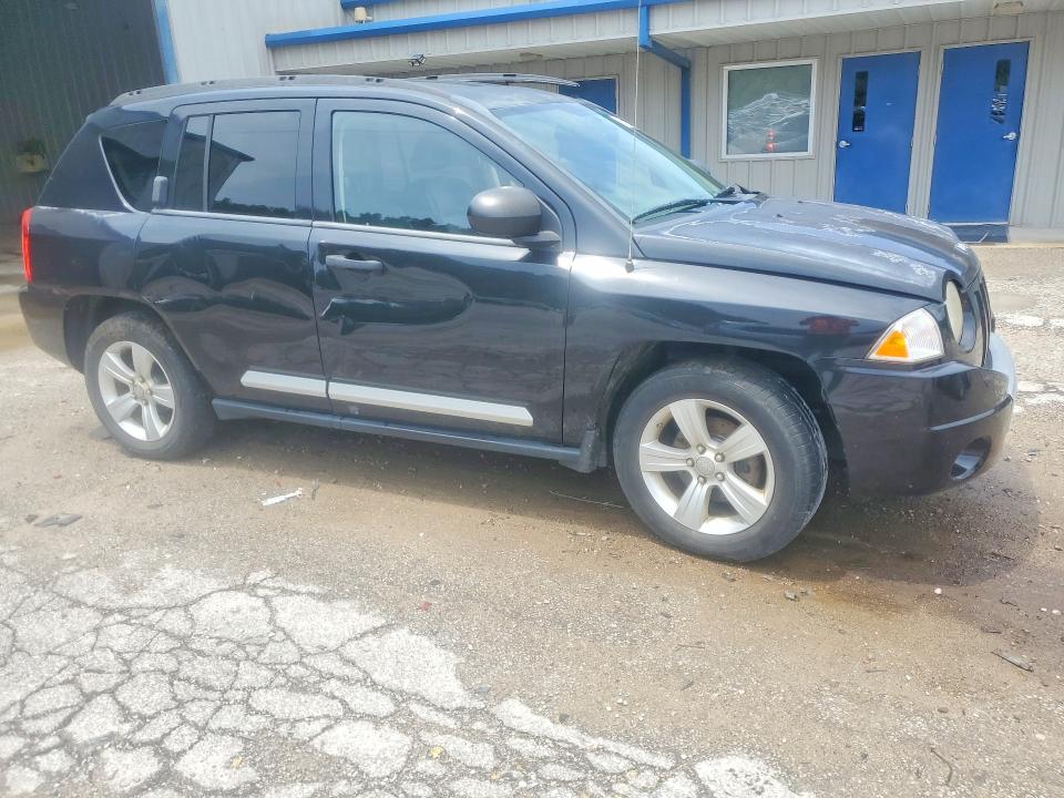 57924326 :رقم المزاد ، 1J8FT57B59D209996 vin ، 2009 Jeep Compass مزاد بيع