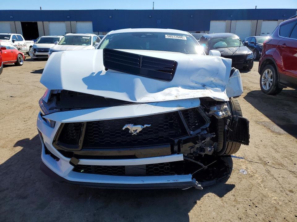 2026 Ford Mustang მანქანა იყიდება აუქციონზე, vin: 1FA6P8CF8T5401801, აუქციონის ნომერი: 58572686