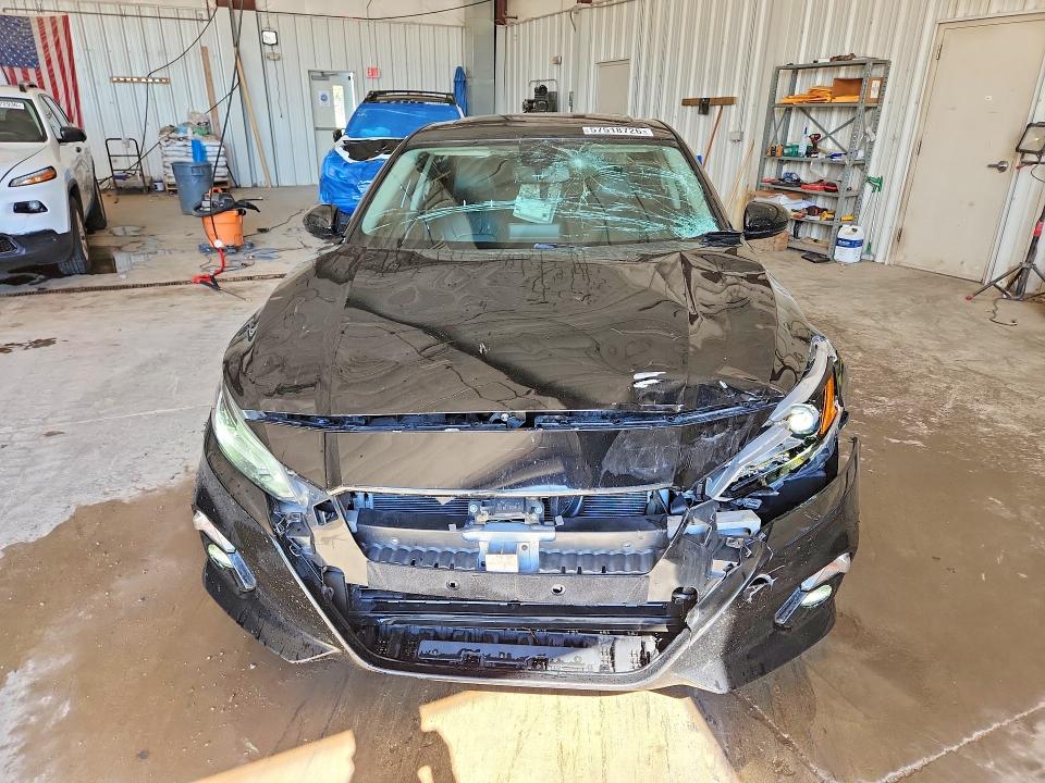 57518726 :رقم المزاد ، 1N4BL4EV4KC209180 vin ، 2019 Nissan Altima مزاد بيع