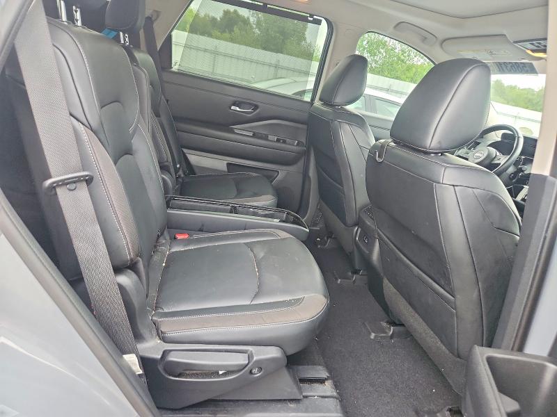58631066 :رقم المزاد ، 5N1DR3CD3NC204719 vin ، 2022 Nissan Pathfinder مزاد بيع