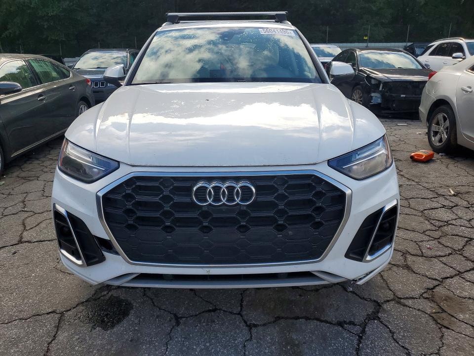56041496 :رقم المزاد ، WA1EAAFY3N2111816 vin ، 2022 Audi Q5 مزاد بيع