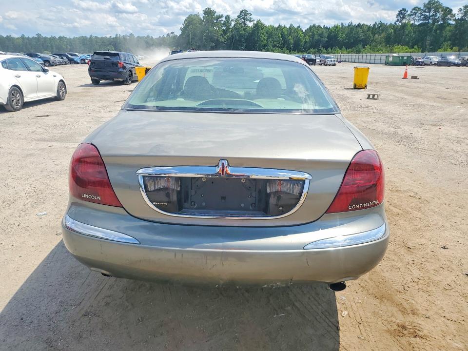 2000 Lincoln Continental მანქანა იყიდება აუქციონზე, vin: 1LNHM97V6YY802557, აუქციონის ნომერი: 58530176