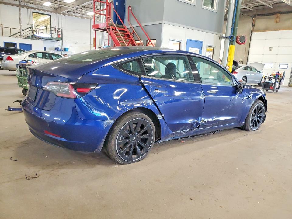 Продажа на аукционе авто 2022 Tesla Model 3, vin: 5YJ3E1EAXNF289113, номер лота: 56357986