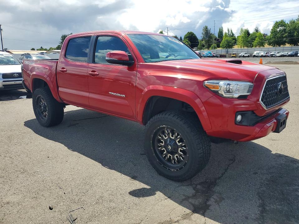 56640186 :رقم المزاد ، 3TMCZ5AN8JM128415 vin ، 2018 Toyota Tacoma مزاد بيع