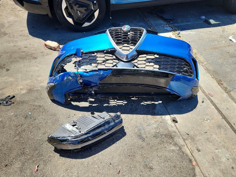 2024 Alfa Romeo Tonale მანქანა იყიდება აუქციონზე, vin: ZASPATCW9R3044897, აუქციონის ნომერი: 58557696