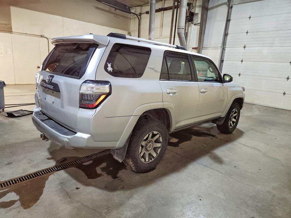 Продажа на аукционе авто 2018 Toyota 4runner, vin: JTEBU5JR4J5604237, номер лота: 59111846