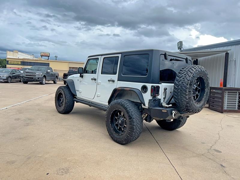 57551166 :رقم المزاد ، 1C4BJWFG3FL530855 vin ، 2015 Jeep Wrangler Unlimited مزاد بيع