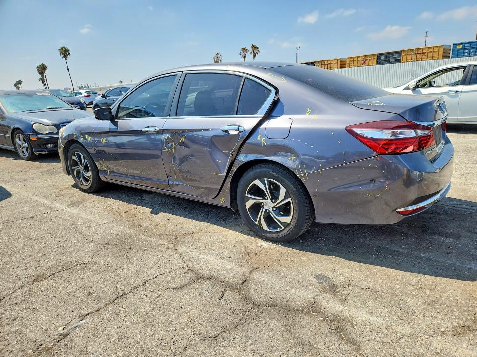 Продаж на аукціоні авто 2017 Honda Accord, vin: 1HGCR2F37HA165423, номер лоту: 57955796