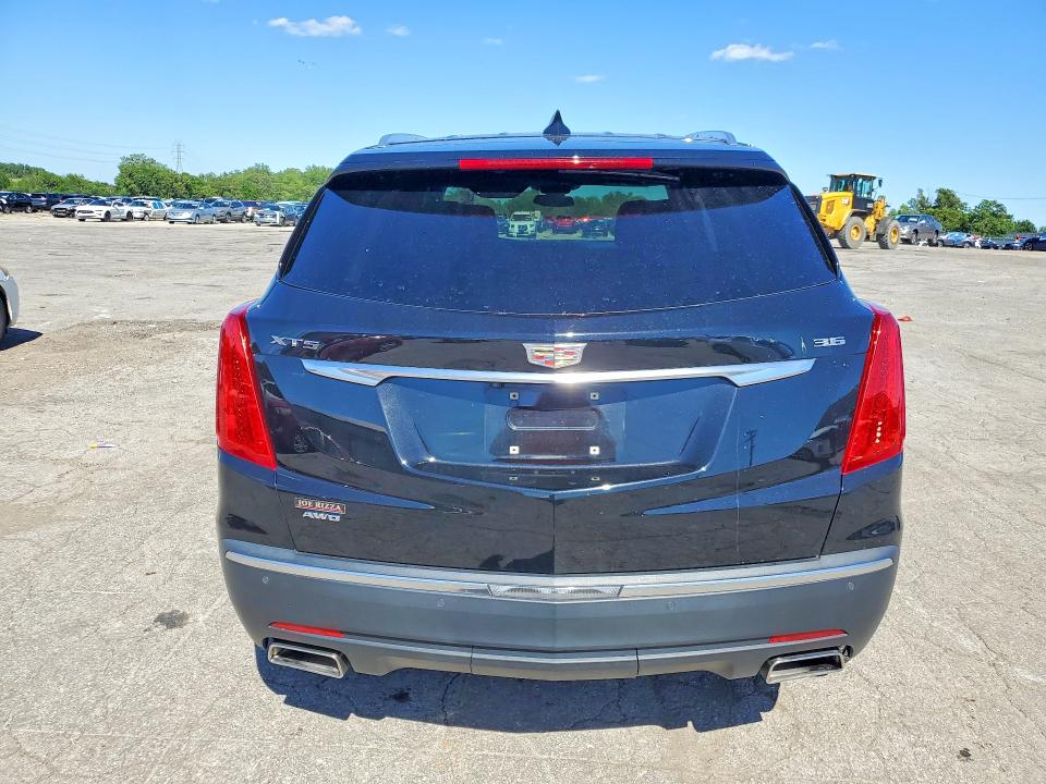 58104686 :رقم المزاد ، 1GYKNERS3HZ103684 vin ، 2017 Cadillac Xt5 مزاد بيع