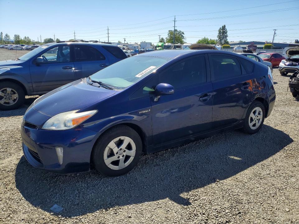 55544566 :رقم المزاد ، JTDKN3DU1F0462777 vin ، 2015 Toyota Prius مزاد بيع