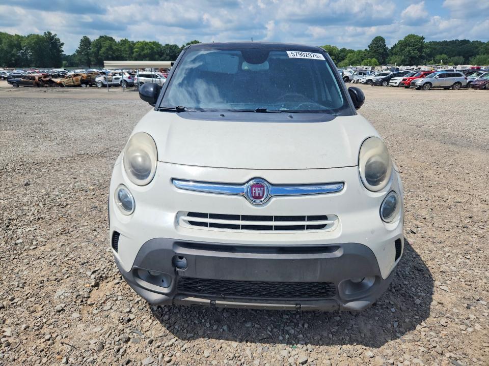 2015 Fiat 500l მანქანა იყიდება აუქციონზე, vin: ZFBCFADH9FZ031174, აუქციონის ნომერი: 57902976