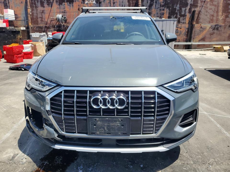 55918916 :رقم المزاد ، WA1BECF39L1062261 vin ، 2020 Audi Q3 مزاد بيع