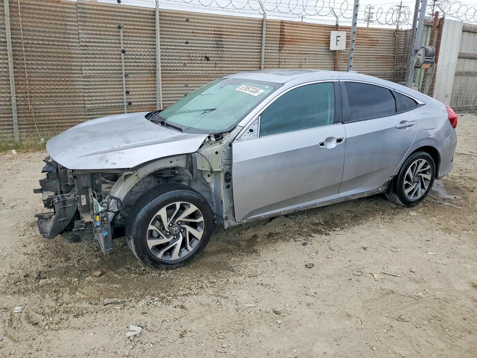 Auction sale of the 2018 Honda Civic, vin: 2HGFC2F7XJH577893, lot number: 57957336