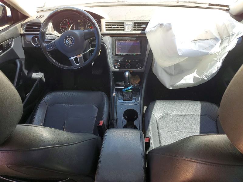 55574326 :رقم المزاد ، 1VWAT7A3XFC066623 vin ، 2015 Volkswagen Passat مزاد بيع